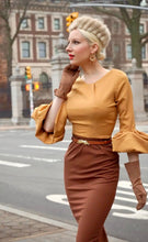 Fleur, Rootbeer Brown